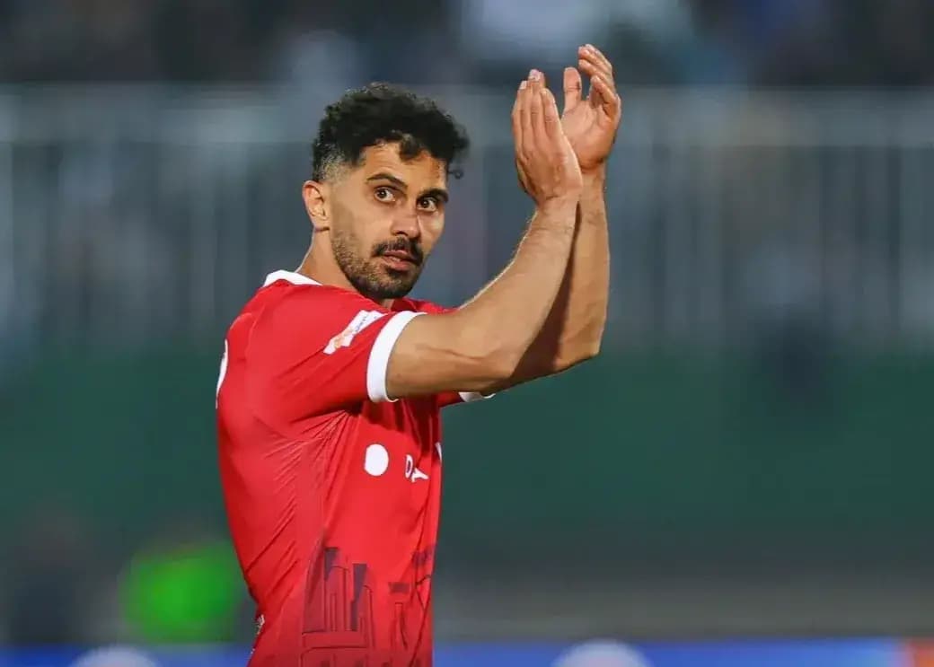 تشویق شدید عالیشاه توسط پرسپولیسی‌ها