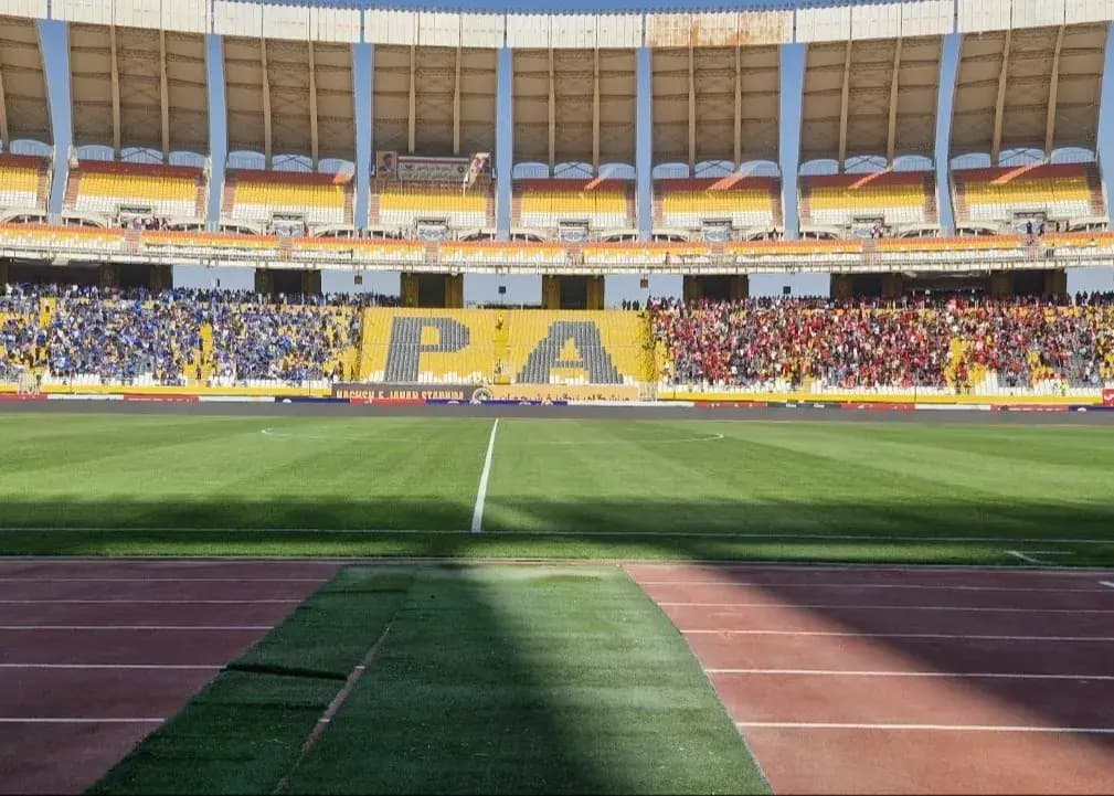 تغییر تاریخی تماشاگران استقلال و پرسپولیس! (عکس)