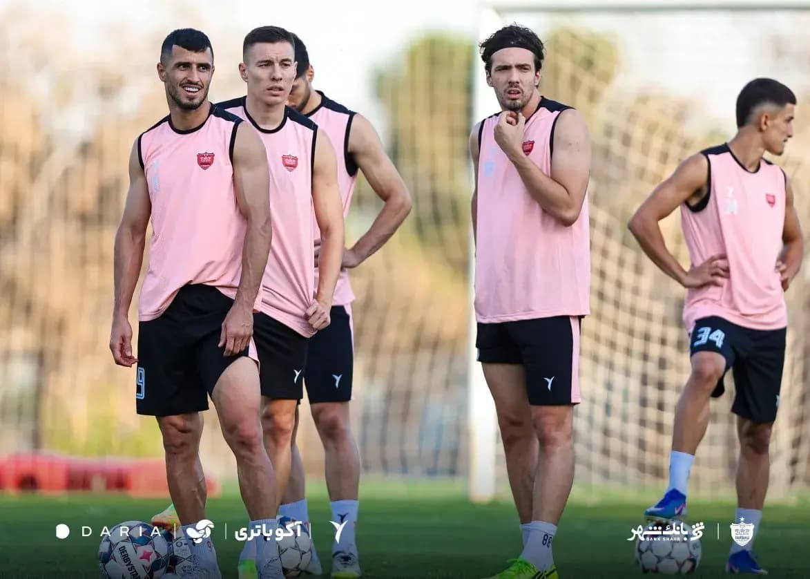 جدایی موقت 15 ستاره از پرسپولیس!