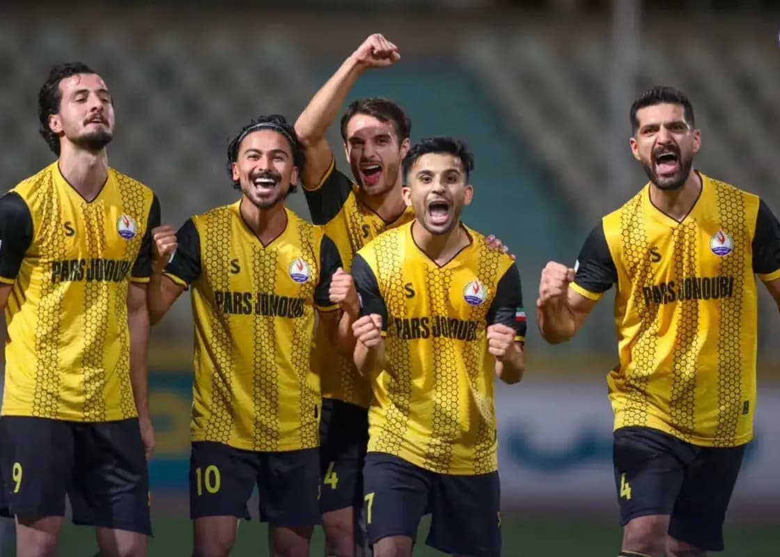 مدعی صعود به لیگ برتر بی‌پول ماند!